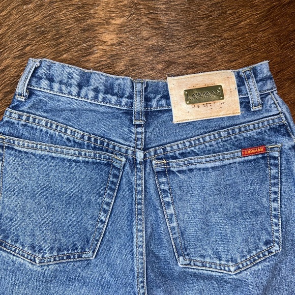 lawmans Pants - Vintage Medium Wash Lawmans Jeans with RARE Patch